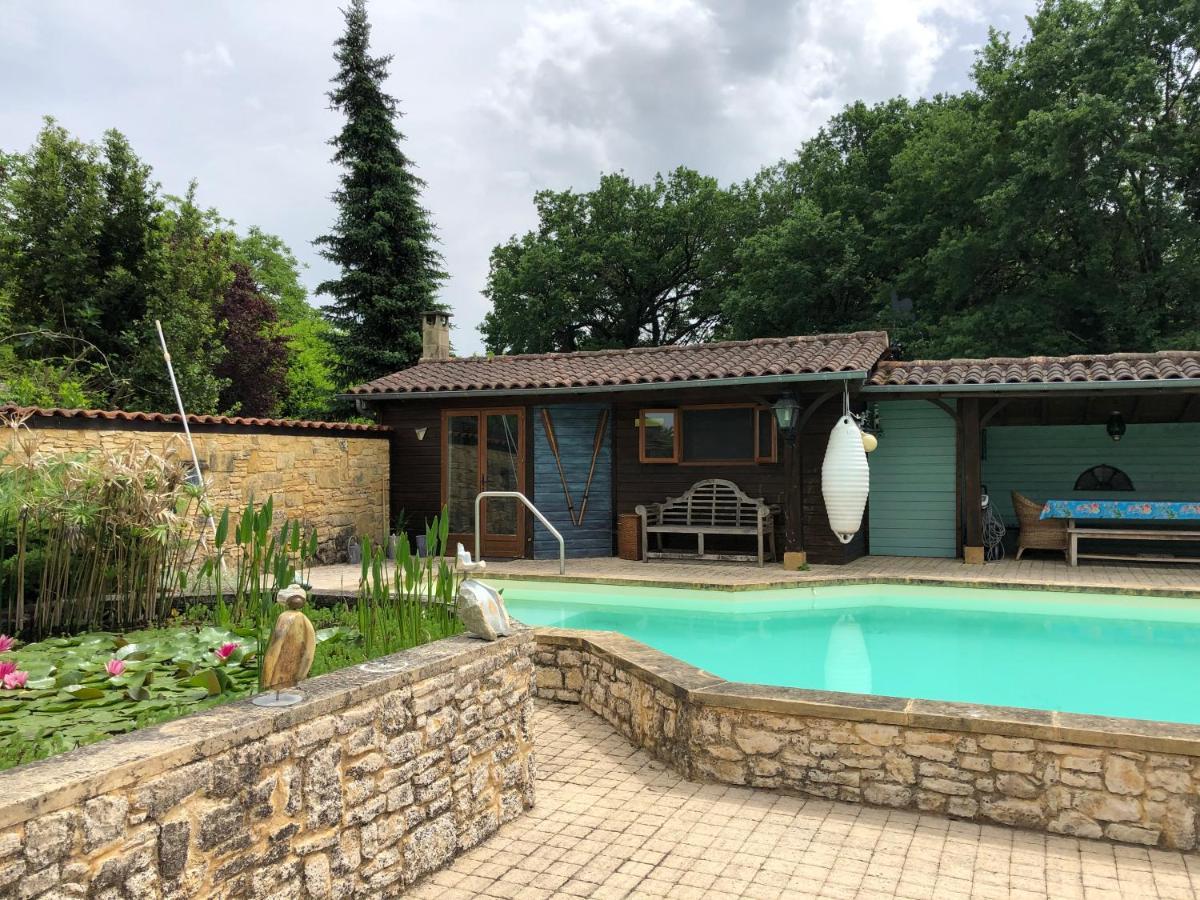 Hotel Le Bon Chemin Roulotte Sainte-Nathalène Exterior foto